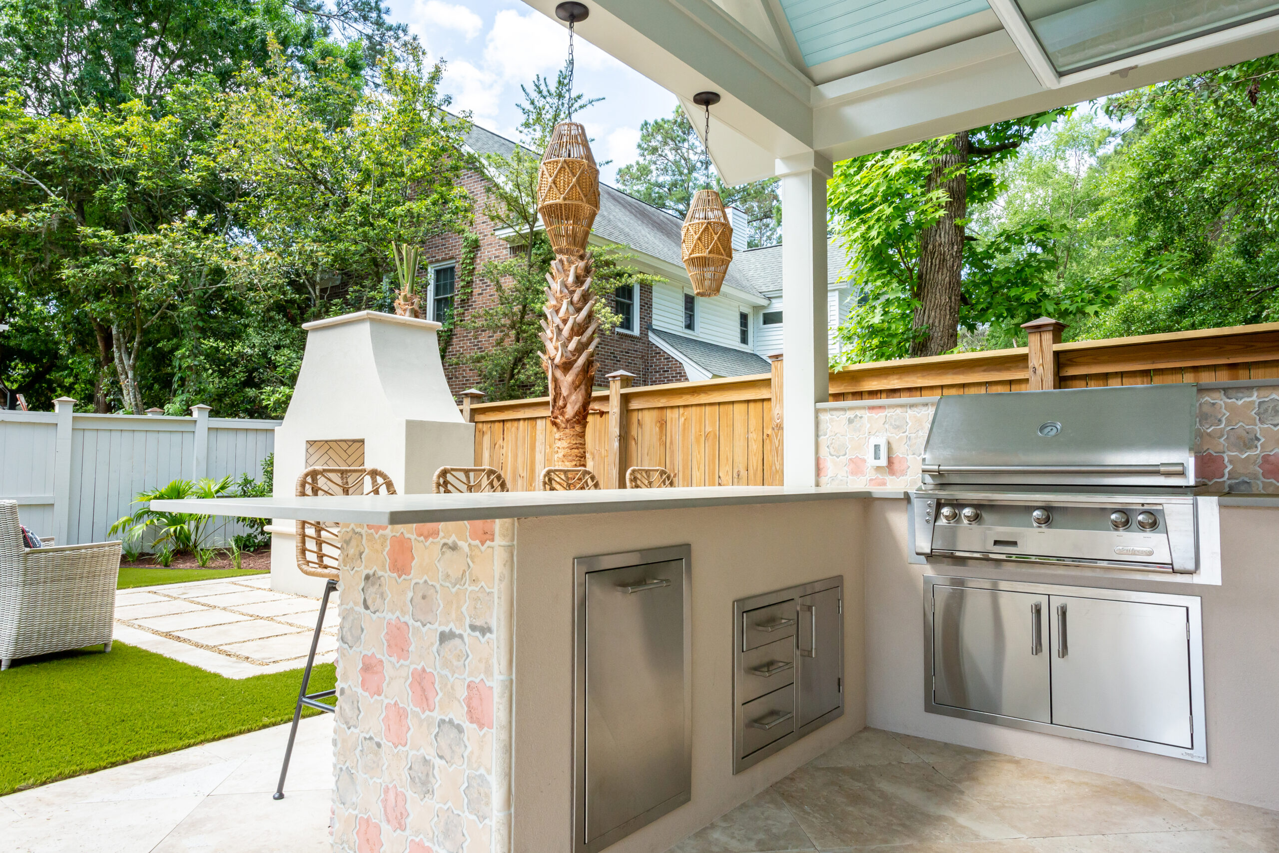 Outdoor Kitchen with Stainless Steel Grill, refrigerator & trash - CK-Contracting, Mount Pleasant, SC